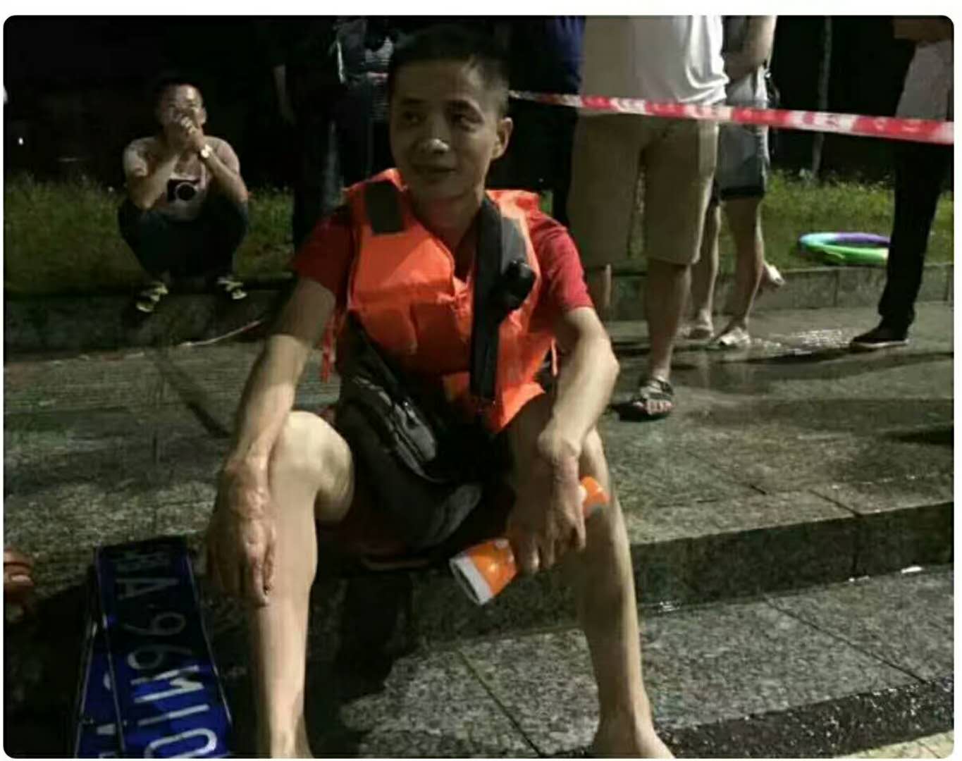 沈定坤.jpg